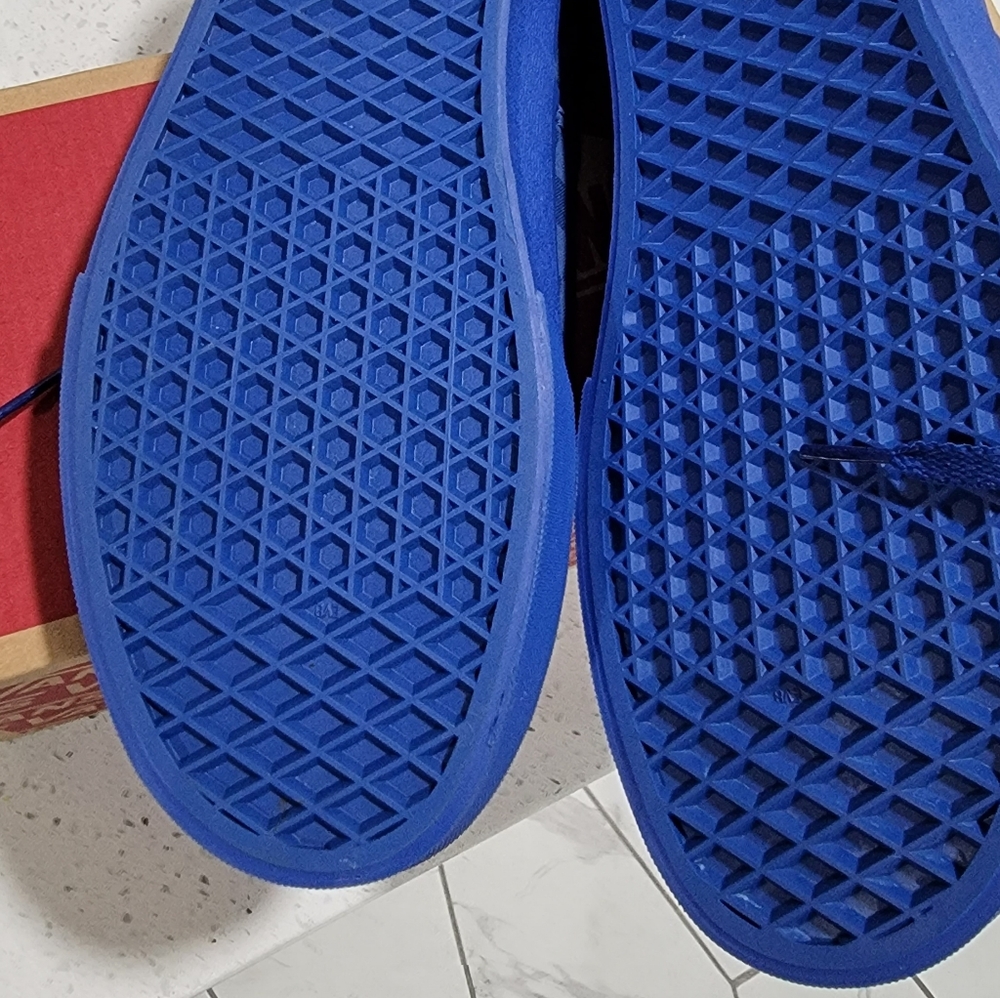 Size 12 Vans
